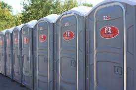 Best VIP or Luxury Restroom Trailers  in Hilton, NY